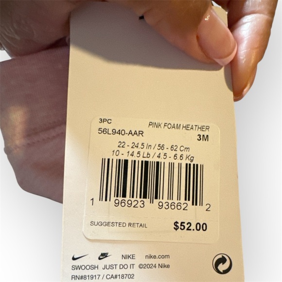 Brand New Nike Three-Piece Baby Set size 3 month - Picture 3 of 3